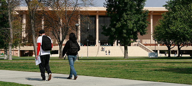 photo - Students on CSU Campus